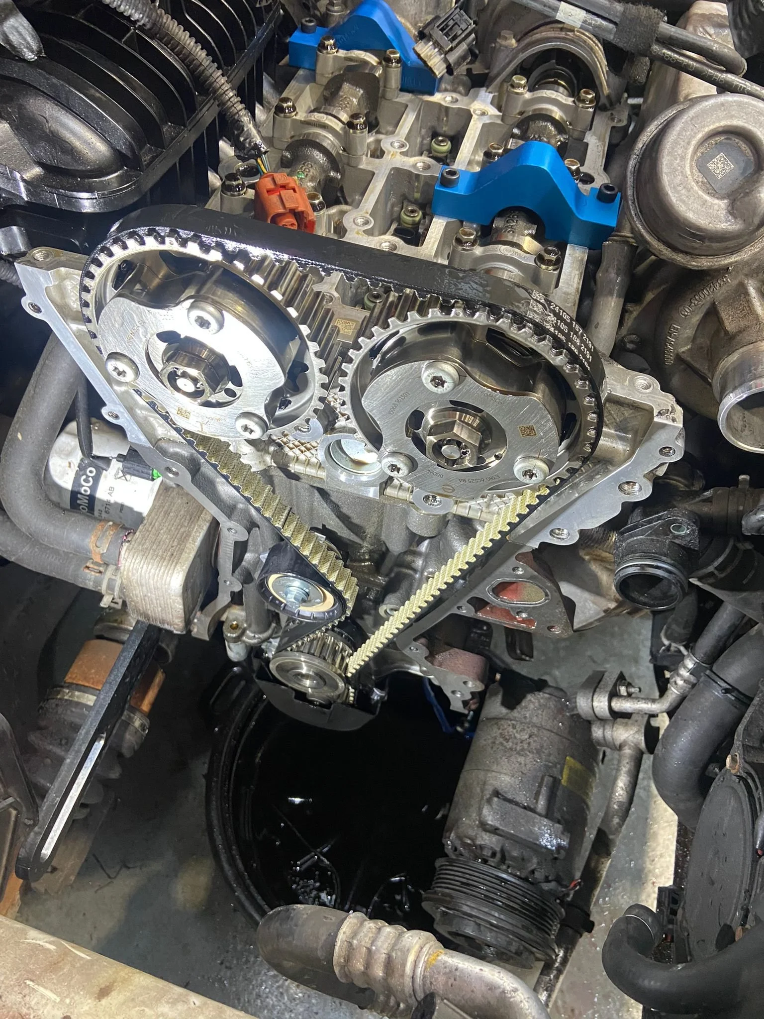 Ford EcoBoost Motor mit freigelegtem Zahnriemen